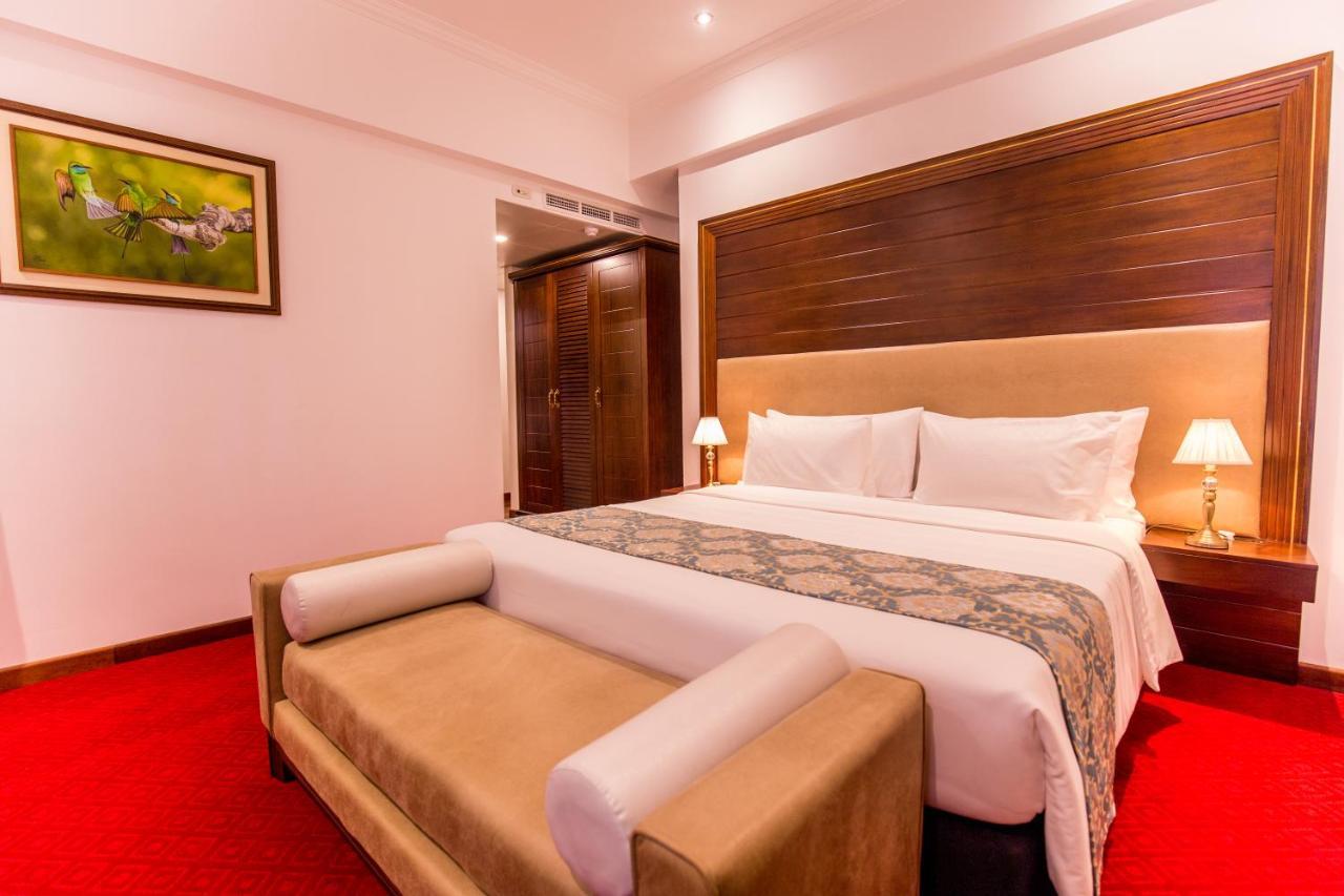 Deluxe Double or Twin Room