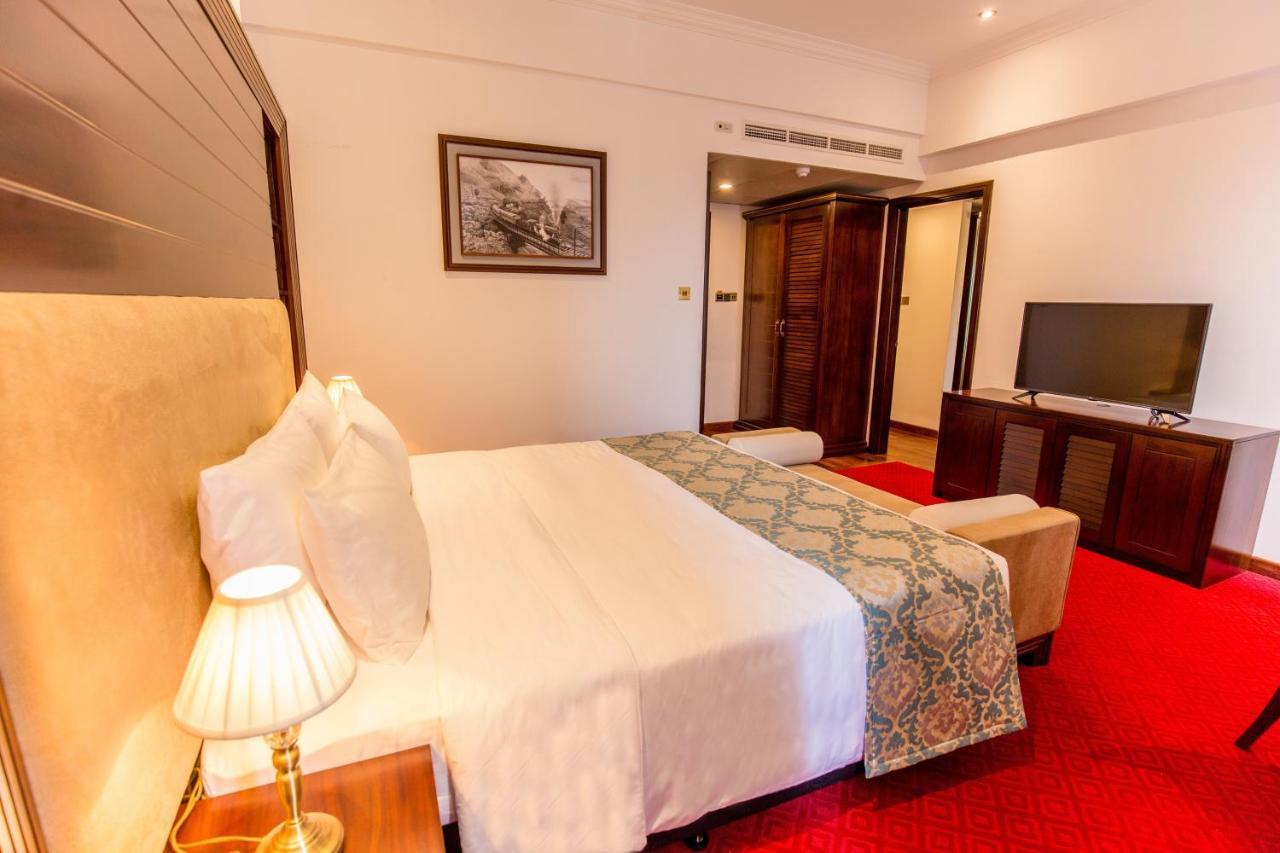Deluxe Double or Twin Room